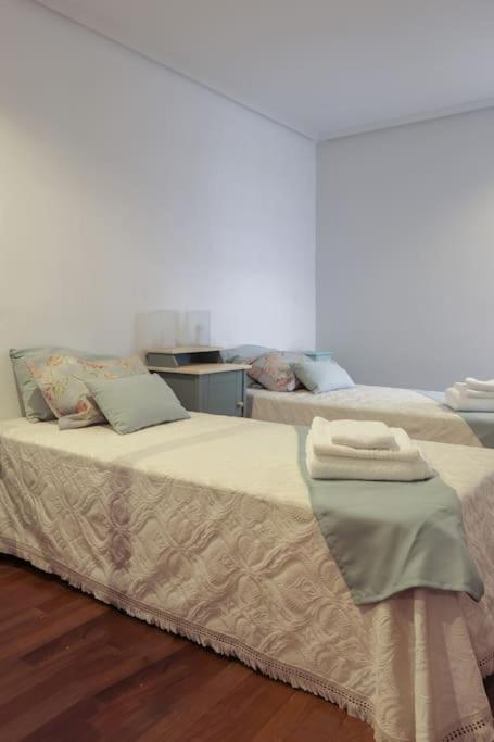 La Casina De Cori Appartement Luarca Buitenkant foto